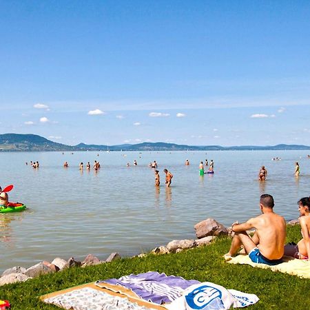Hellomaria Villa Balatonmariafurdo Bagian luar foto