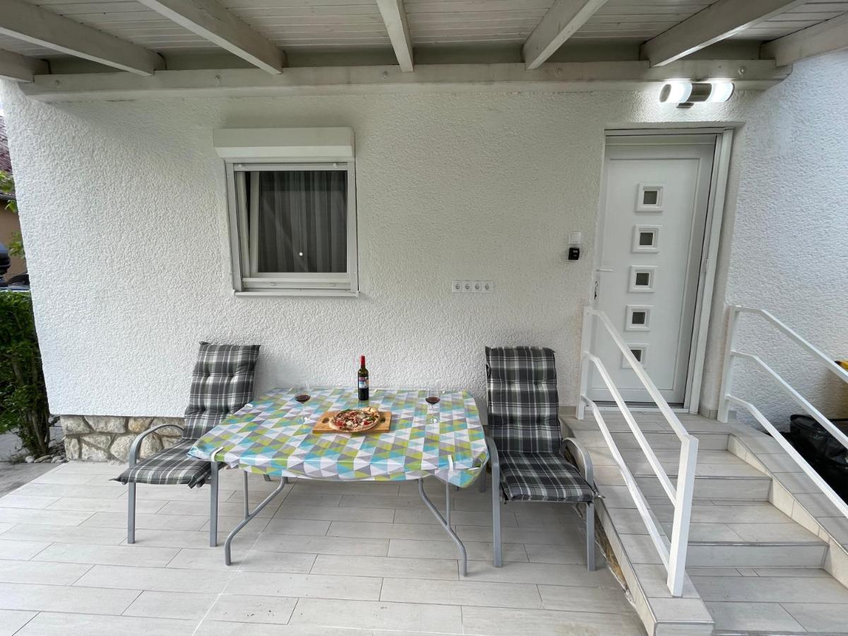 Hellomaria Villa Balatonmariafurdo Bagian luar foto